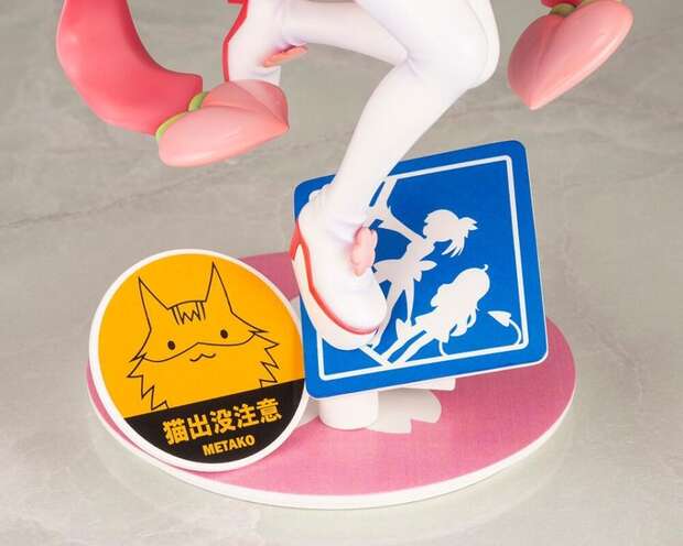 Momo Chiyoda Hentai Exposed: Demon Girl's Yuri Pleasures in Machikado Mazoku - pic 3