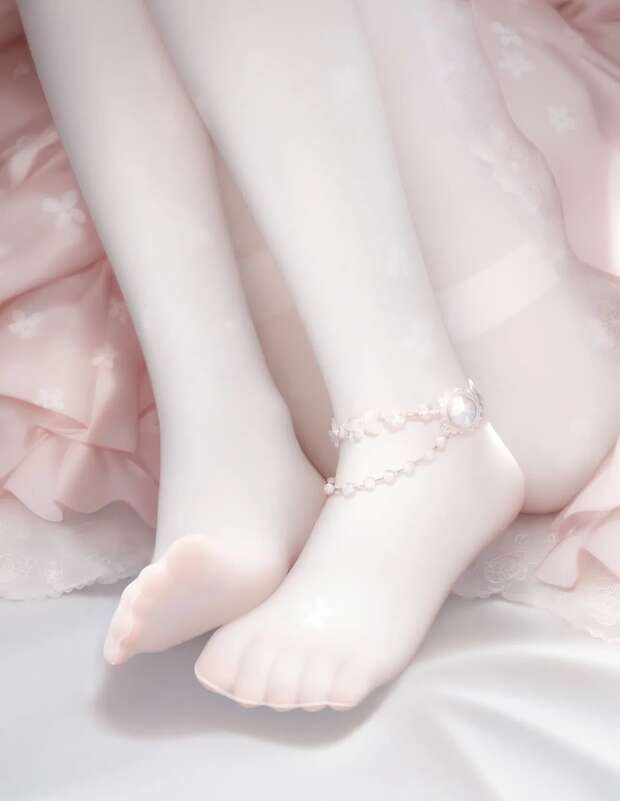 Niyaniya Kyouju Hentai in Blue Archive: Seductive Teacher's Erotic Secrets Revealed - pic 2